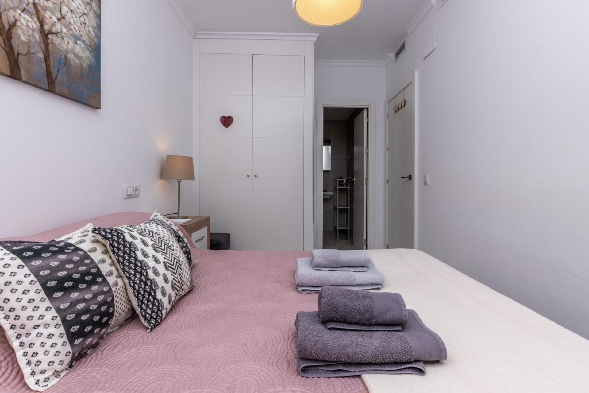 Cozy Perfect For Couples Smarttv+wifi Apartment Fuengirola